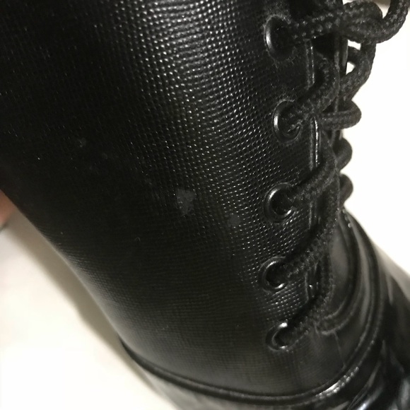 Black shoes - Picture 6 of 8